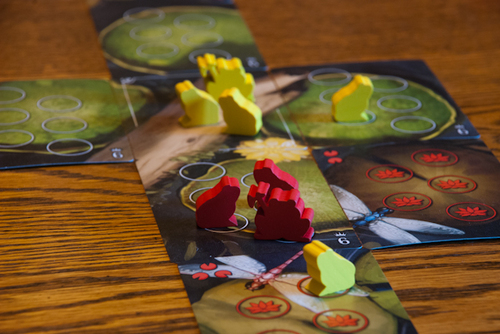 Monopolis Bullfrogs Base Tabletop, Board and Card Game