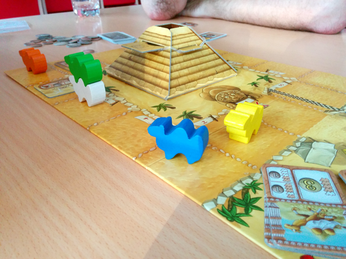 Monopolis Camel Up Base Tabletop, Board and Card Game