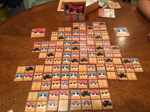 Monopolis Cat Box Base Tabletop, Board and Card Game