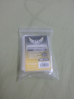 Monopolis Mayday Premium Mini USA 41x63 Card Sleeve Board Game Accessories