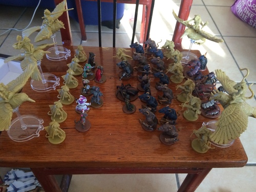 Monopolis Tail Feathers Base Tabletop, Board and Card Game