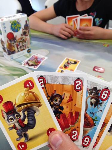 Monopolis Tempurra Base Tabletop, Board and Card Game