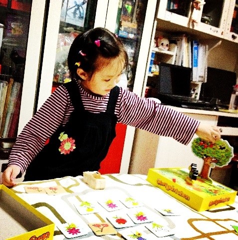 Monopolis The Little Orchard Base Tabletop, Board and Card Game