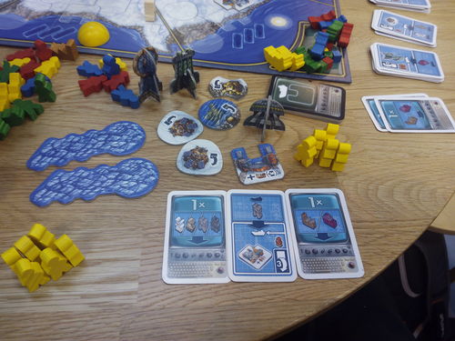 Monopolis Antartica Base Tabletop, Board and Card Game